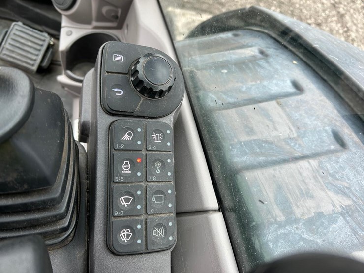 2023-kubota-kx057-5-image-24