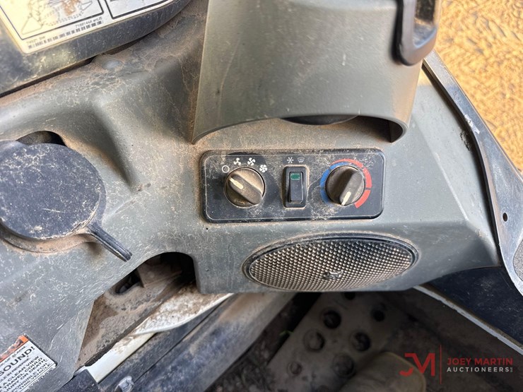 2017-bobcat-t650-image-16