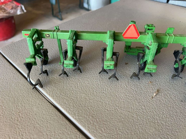 john-deere-4850-image-11