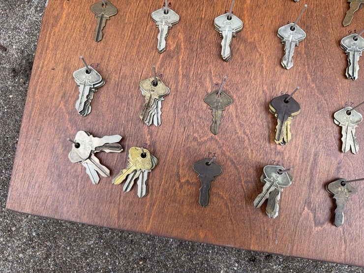 ford-key-rack-image-5