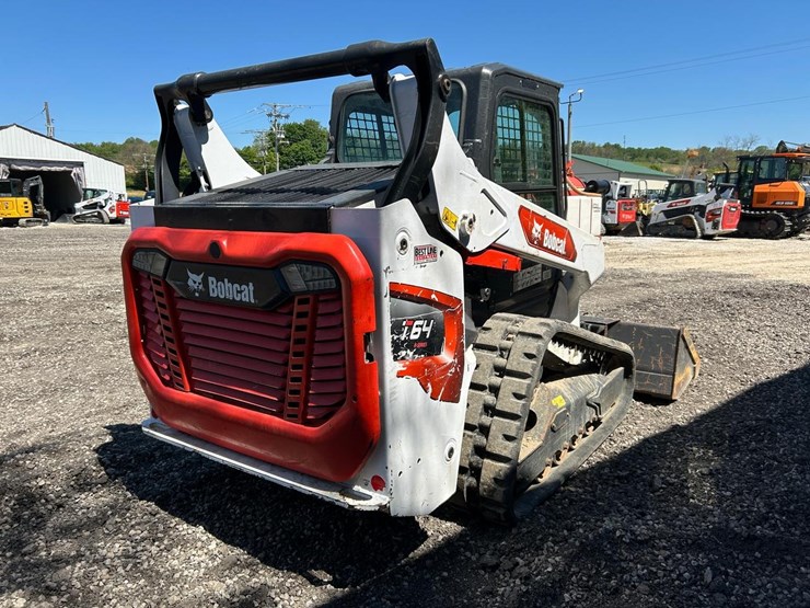 2021-bobcat-t64-image-4