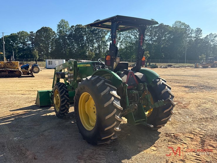 2017-john-deere-5055e-image-4