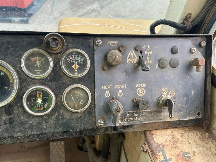 caterpillar-d25b-image-20