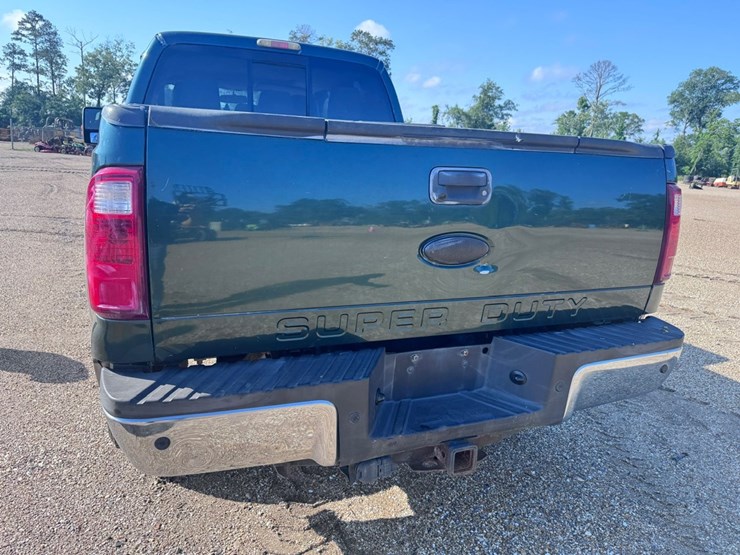 2011-ford-f250-image-28