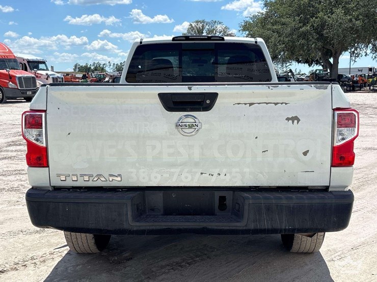 2018-nissan-titan-image-17