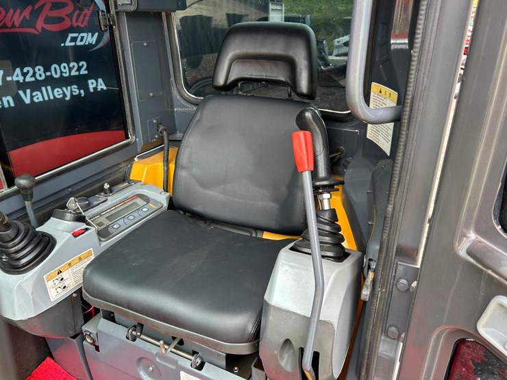kubota-u55-image-18