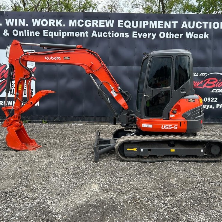 KUBOTA U55