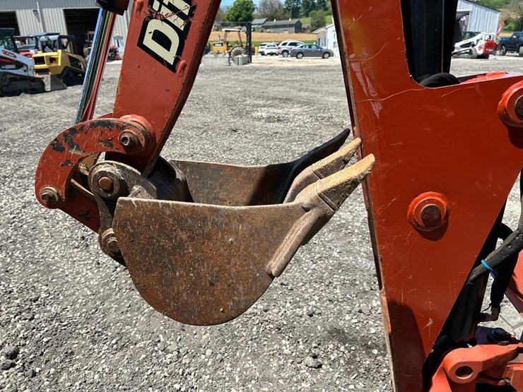 ditch-witch-xt855-image-17
