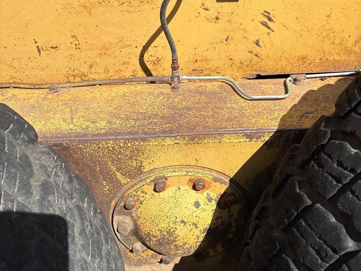 caterpillar-12f-image-34