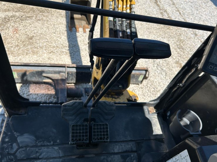 2021-caterpillar-303.5-image-20