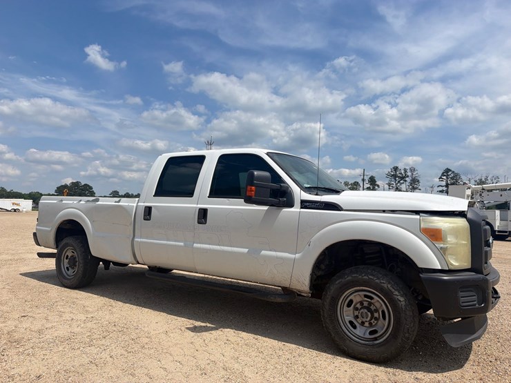2011-ford-f250-image-2