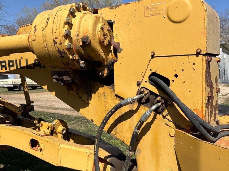 caterpillar-12f-image-47
