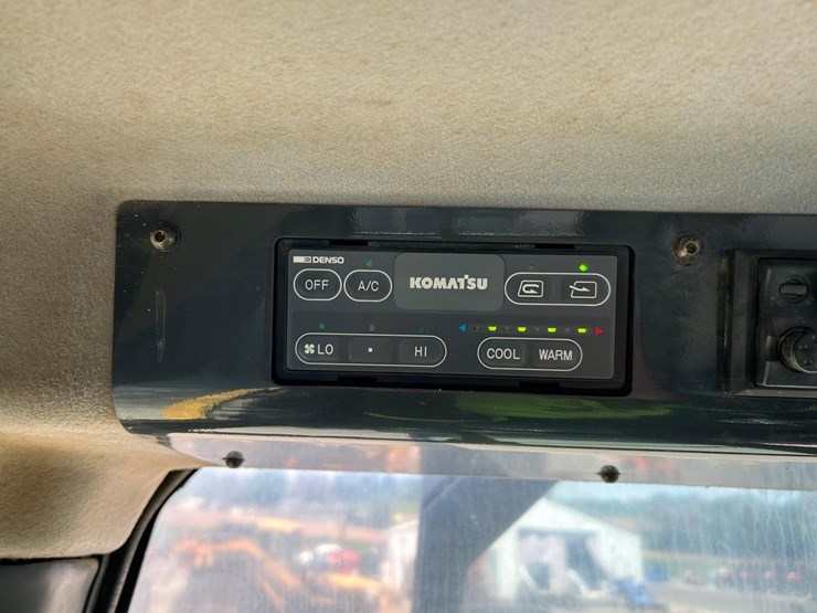 komatsu-d37ex-21-image-31