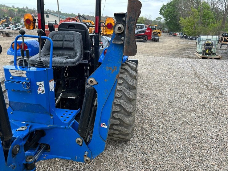 2015-new-holland-boomer-37-image-14