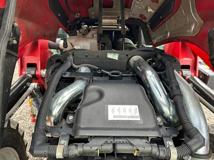 case-ih-75a-tractor-image-11