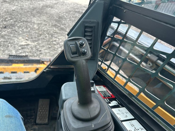 deere-333e-image-20