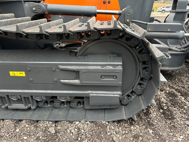 2026--develon-dd100-us10-crawler-dozer-image-14