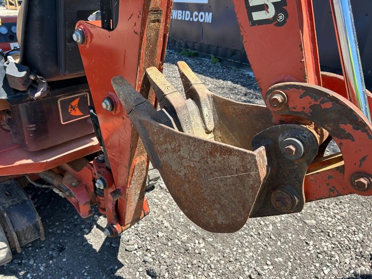 ditch-witch-xt855-image-18