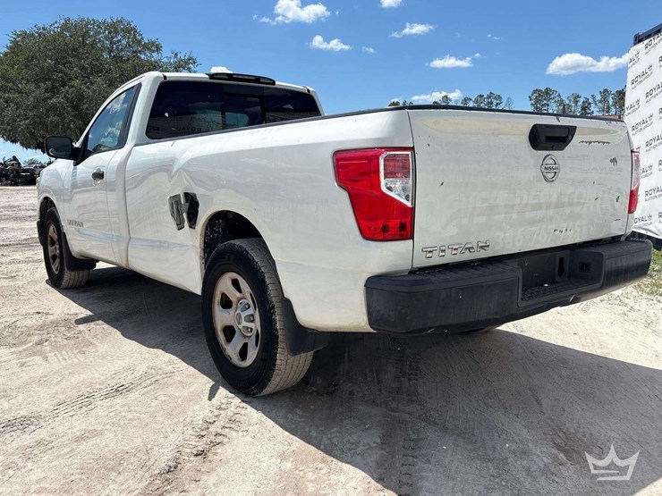 2018-nissan-titan-image-4