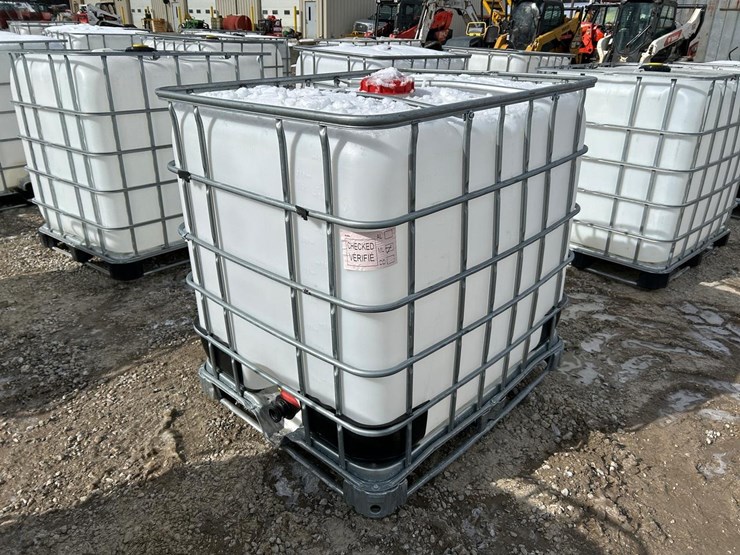 water-tank-tote-image-3