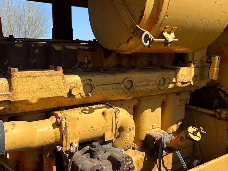 caterpillar-12f-image-32