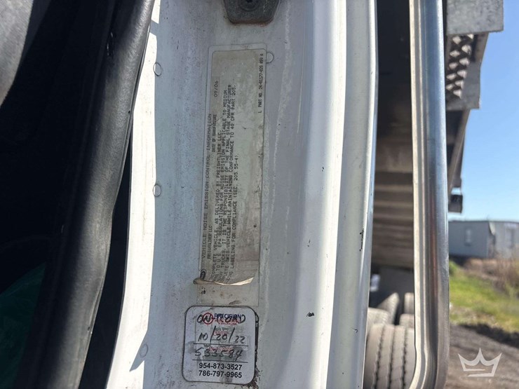 2007-freightliner-m2-112-tri-axle-dump-truck-image-25