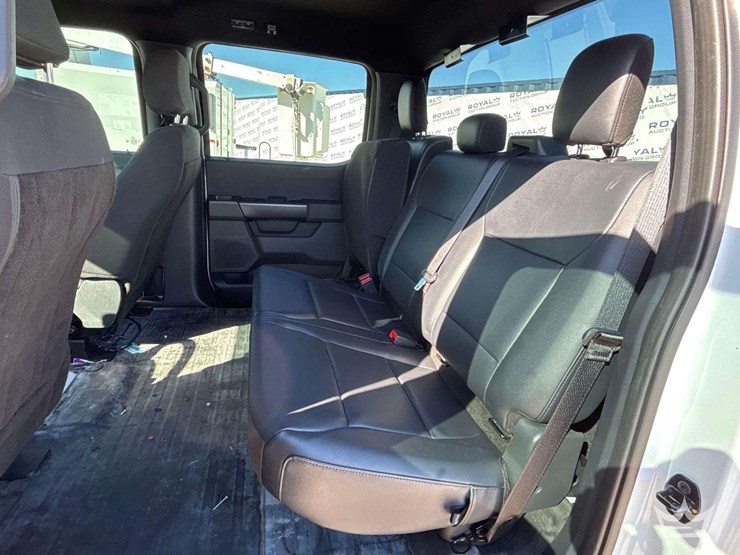 2022-ford-f150-image-29