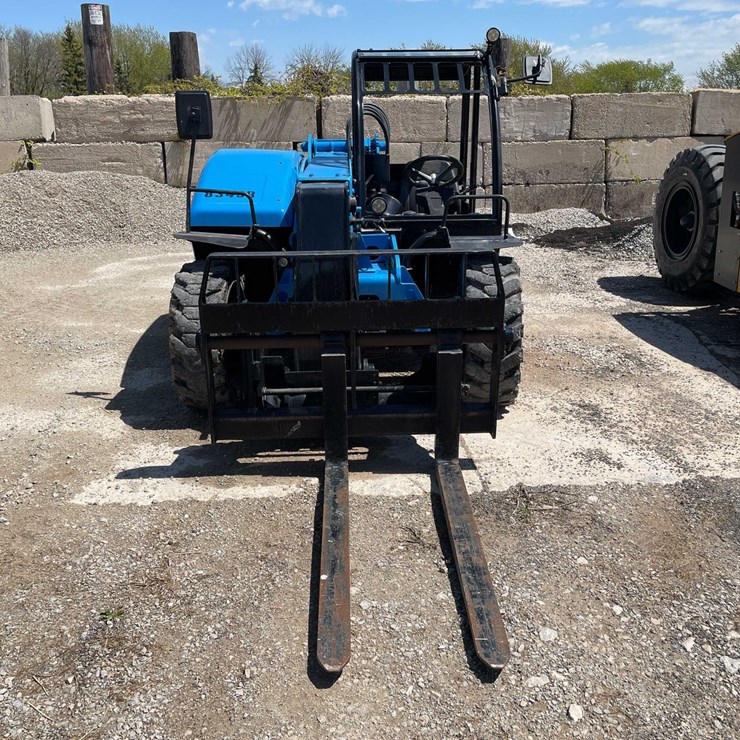 2014 GENIE GTH5519
