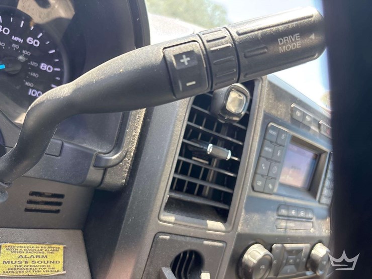 2020-ford-f550-image-31