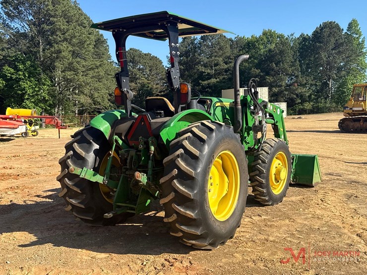 2017-john-deere-5055e-image-3