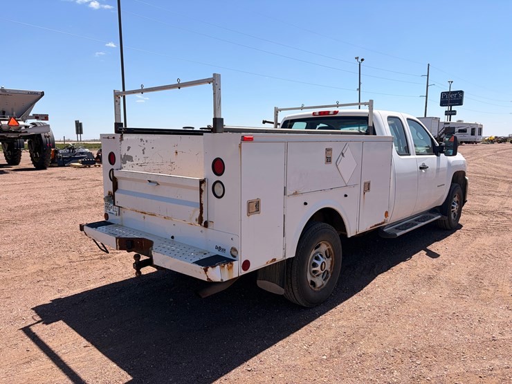 2012-gmc-2500-image-5