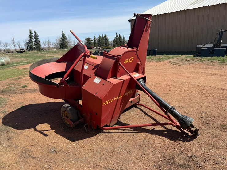 new-holland-40-image-1
