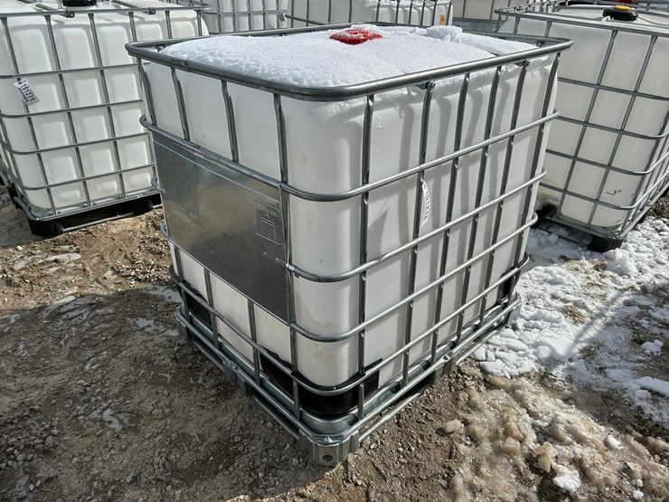 water-tank-tote-image-4