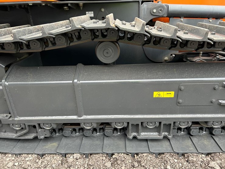 2026--develon-dd100-us10-crawler-dozer-image-13