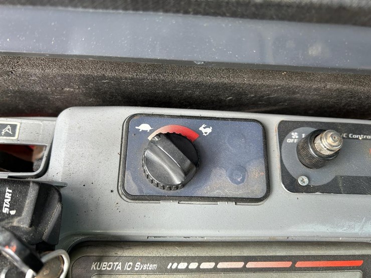 kubota-u55-image-22
