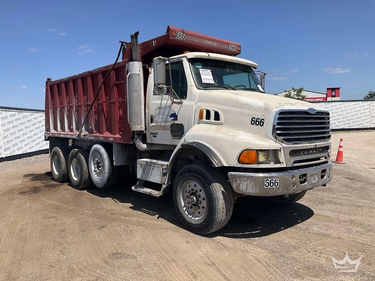 2007-sterling-l9500-image-2