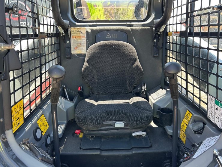 2023-bobcat-t770-image-19