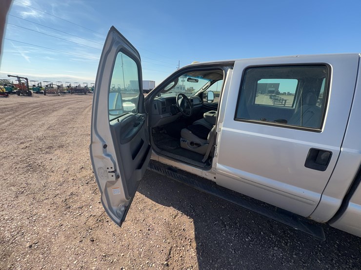 2004-ford-f250-image-14