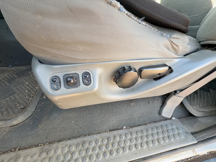 2004-ford-f250-image-16