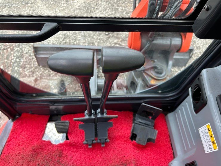 kubota-u55-image-19