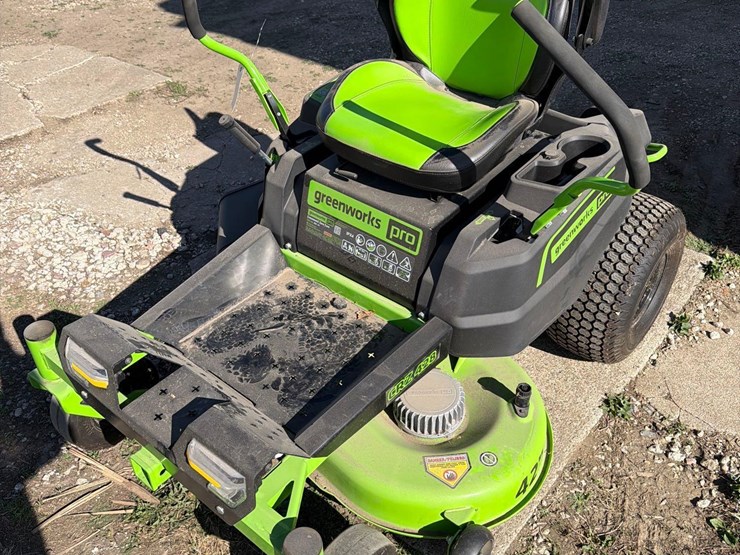greenworks-pro-crz-428-electric-lawnmower-image-20