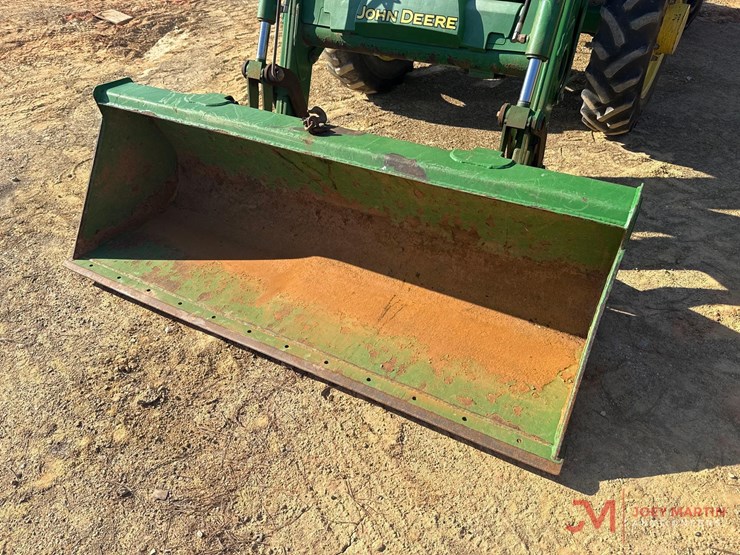 2017-john-deere-5055e-image-13