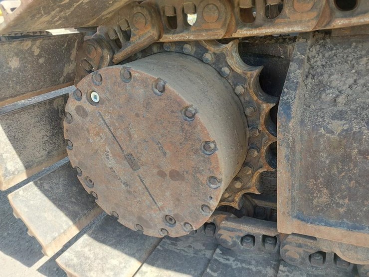 2013-komatsu-pc490-lc-10-image-17