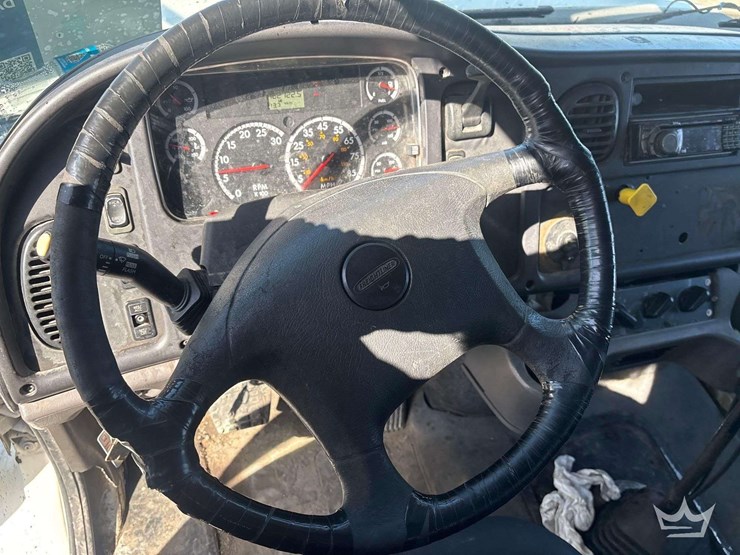 2007-freightliner-m2-112-tri-axle-dump-truck-image-27