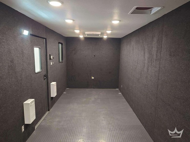 2025-precisions-provencal-22ft.-5th-wheel-mobile-office/-showroom-trailer-image-44