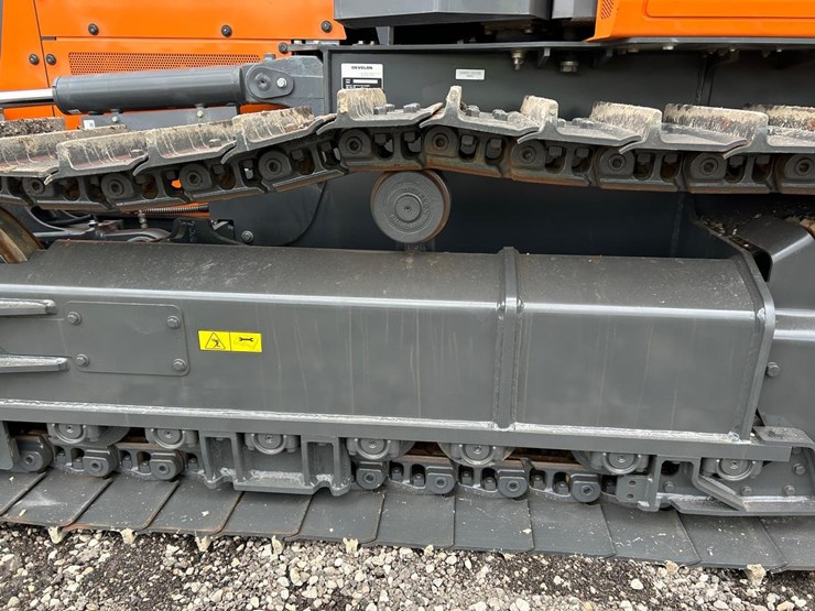 2026--develon-dd100-us10-crawler-dozer-image-22
