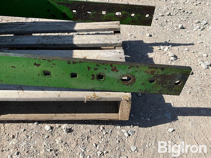 john-deere-4320-image-9