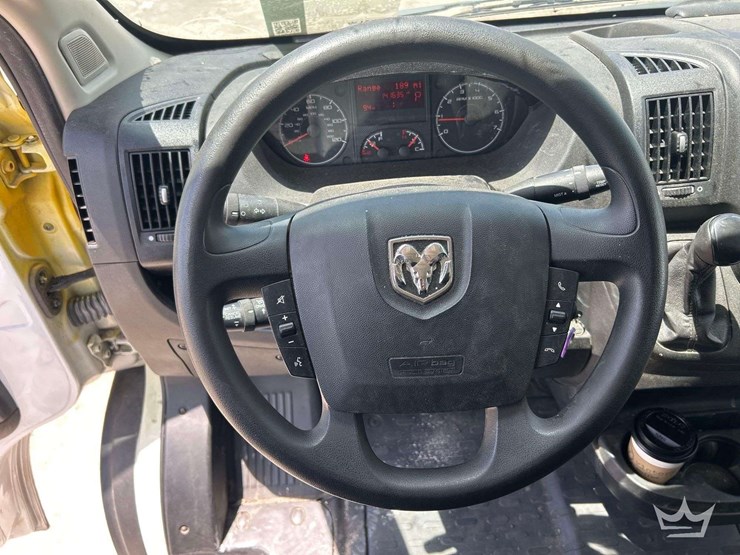 2018-ram-promaster-1500-image-13