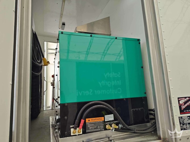 2025-precisions-provencal-22ft.-5th-wheel-mobile-office/-showroom-trailer-image-48