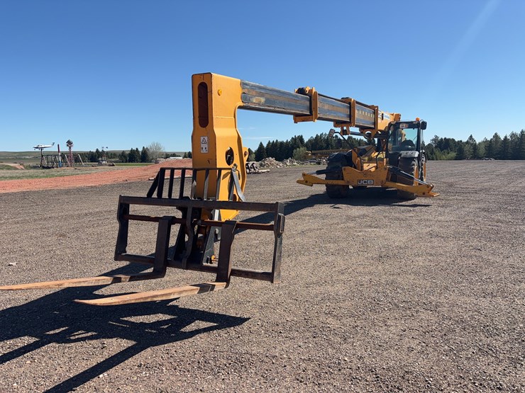 jcb-512-56-image-10